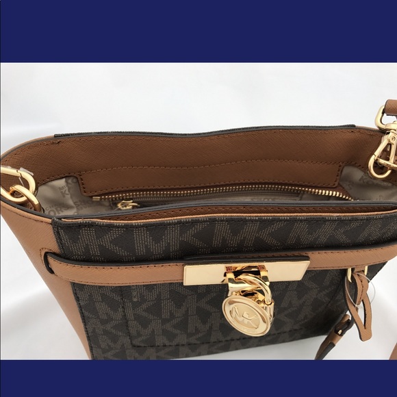 Gaby’sBags👜💕- NWT Michael Kors Small Crossbody - Picture 5 of 8